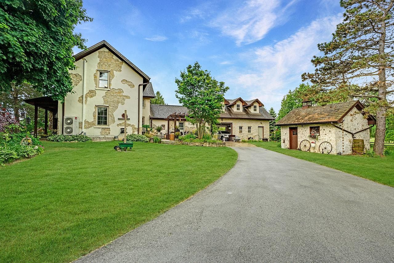 W275N7409 Lake Five ROAD, Hartland, WI 53029 MLS 1836923 Zillow