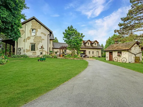 W275N7409 Lake Five ROAD, Hartland, WI 53029
