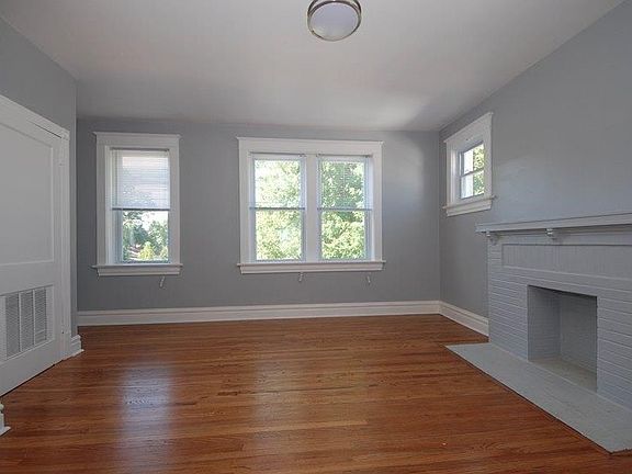 2nd image of 4203 Walsh St #A