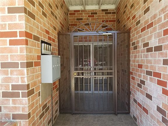5th image of 5909 Hazeltine Ave APT 3