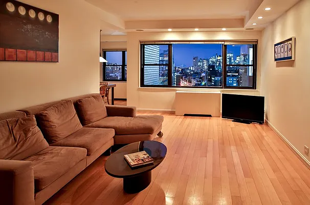 Sold by Real Direct | media 12
