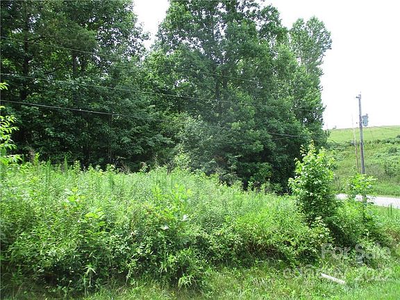 2nd image of Fox Valley Ct
