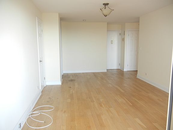 3rd image of 12333 83rd Ave APT 2007
