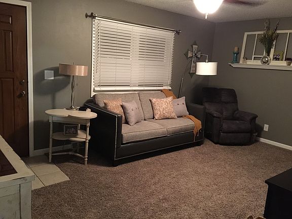 2nd image of 2209 Henry Dr