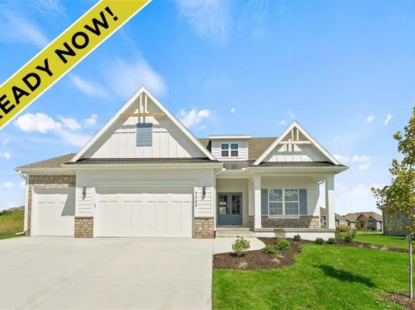 4263 Aspen Dr, Basehor, KS 66007