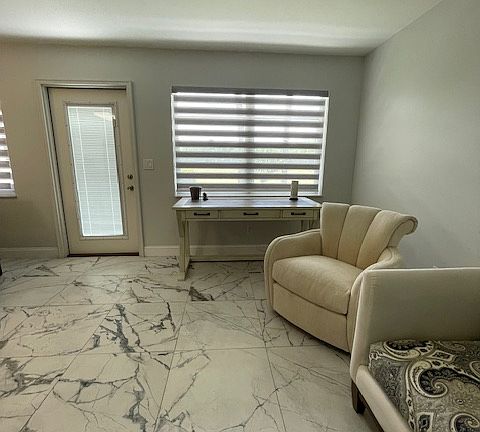 3rd image of 69 Royal Oak Ct APT 106