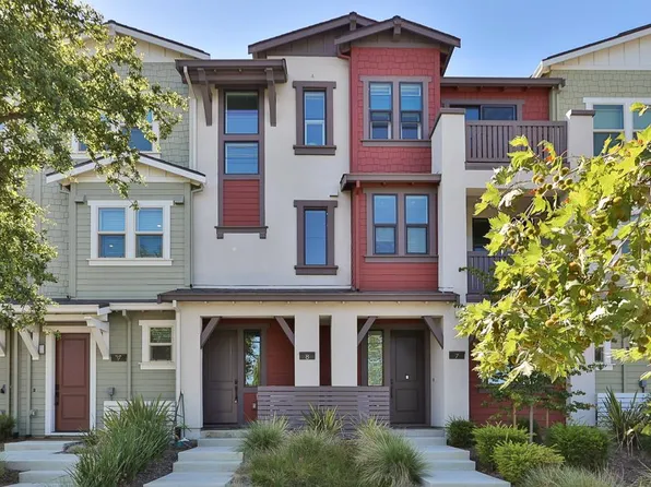 922 Magnolia Ter #8, Sunnyvale, CA 94086