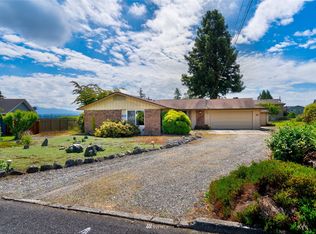 17012 Gailee Dr, Burlington, WA 98233