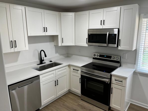 1593 Line Cir NE #3
