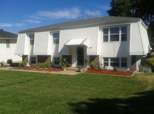 1216 NW 65th Ter, Kansas City, MO 64118