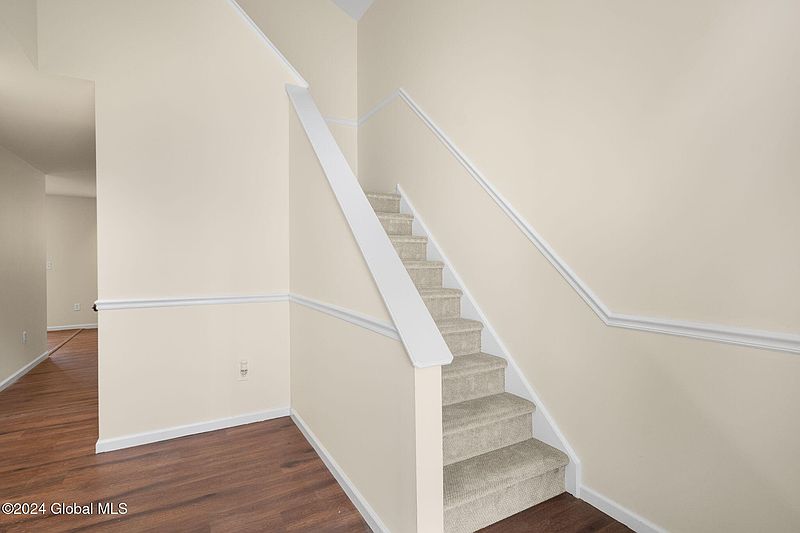 3rd image of 2023 Rosedale Way