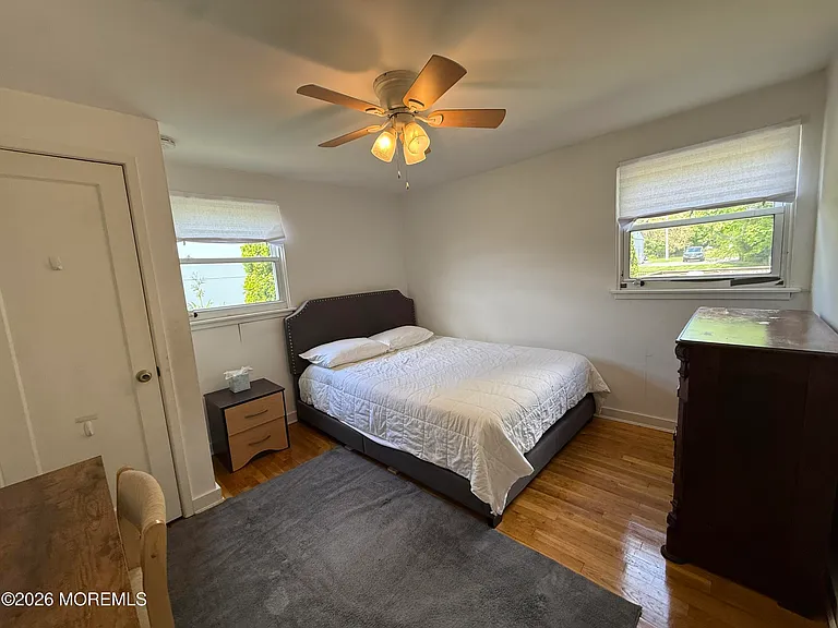 17 Clarence Ave — Photo 17