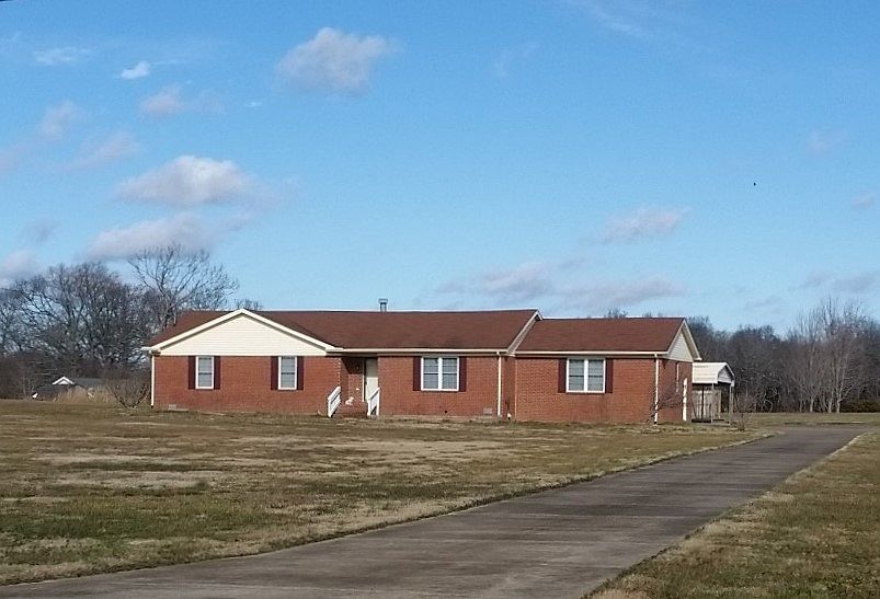 1st image of 570 Cook Rd