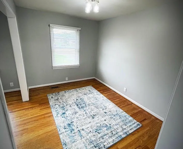 45 E Caldwell Ave — Photo 14