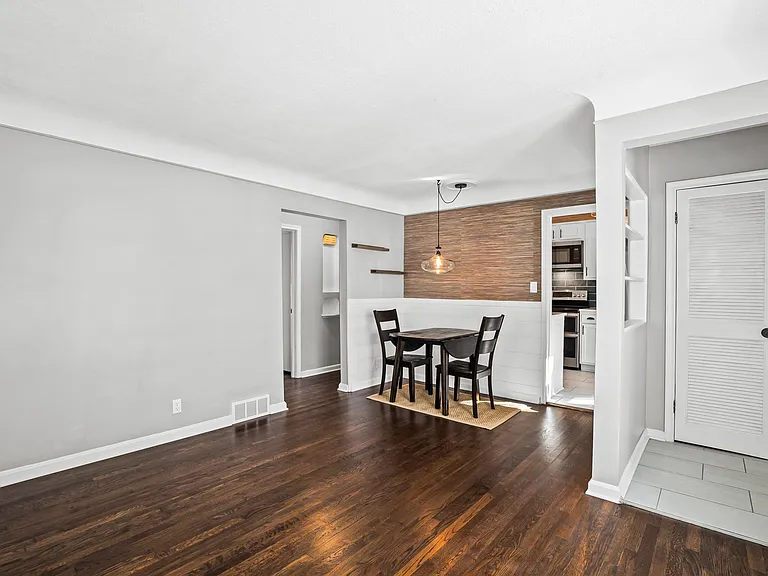 3420 Ravena Ave — Photo 12