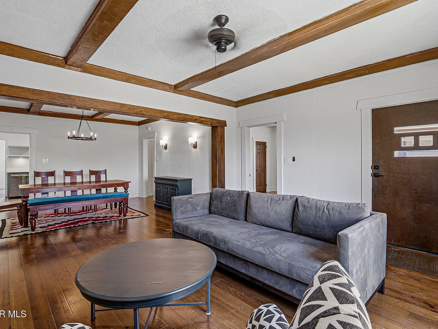 3 bed, 2.0 bath, 1782 sqft, $3,250 — Photo 4