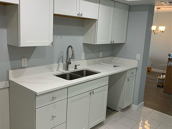 3rd image of 255 Dolphin Point #809