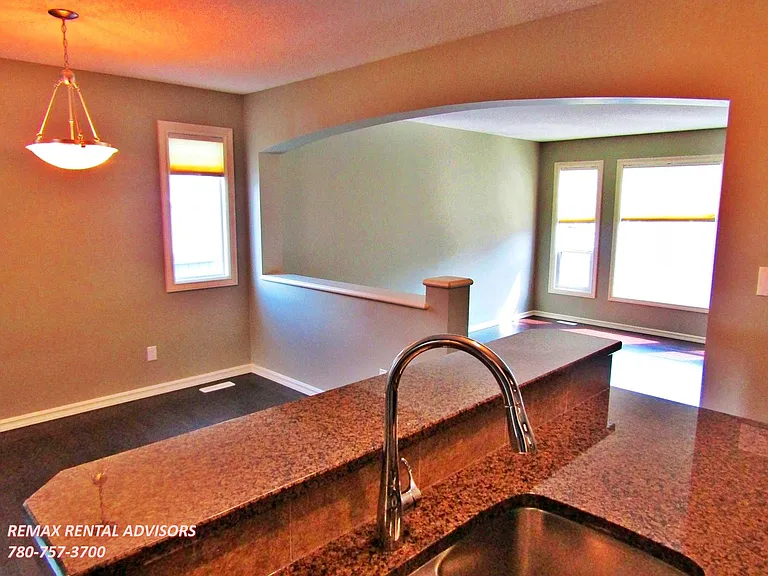 8705 180a Ave NW — Photo 5