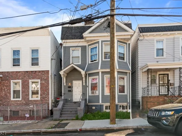 36 Arverne Ter, Irvington Twp., NJ 07111