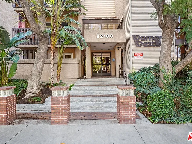 22100 Burbank Blvd #260G — Photo 2