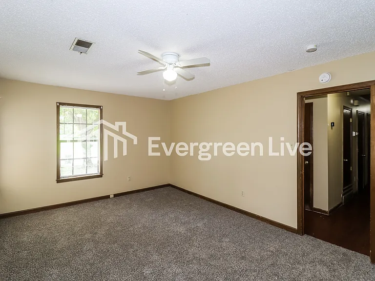 2822 Baywood Dr — Photo 6