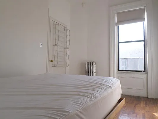 Rented by Keller Williams NYC | media 8