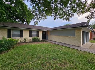 220 Bluebird Cir, Denton, TX 76209