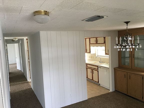 3rd image of 544 Marnie Cir
