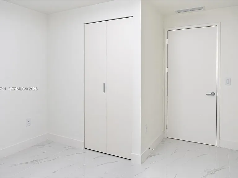 700 NE 24th St #3603 — Photo 34
