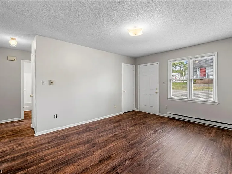 507 N 3rd Ave #I — Photo 5