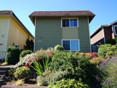 2347 N 62nd St, Seattle, WA, 98103