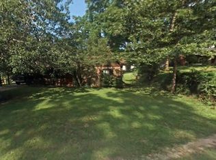56 Boy Scout Rd, Vicksburg, MS 39183