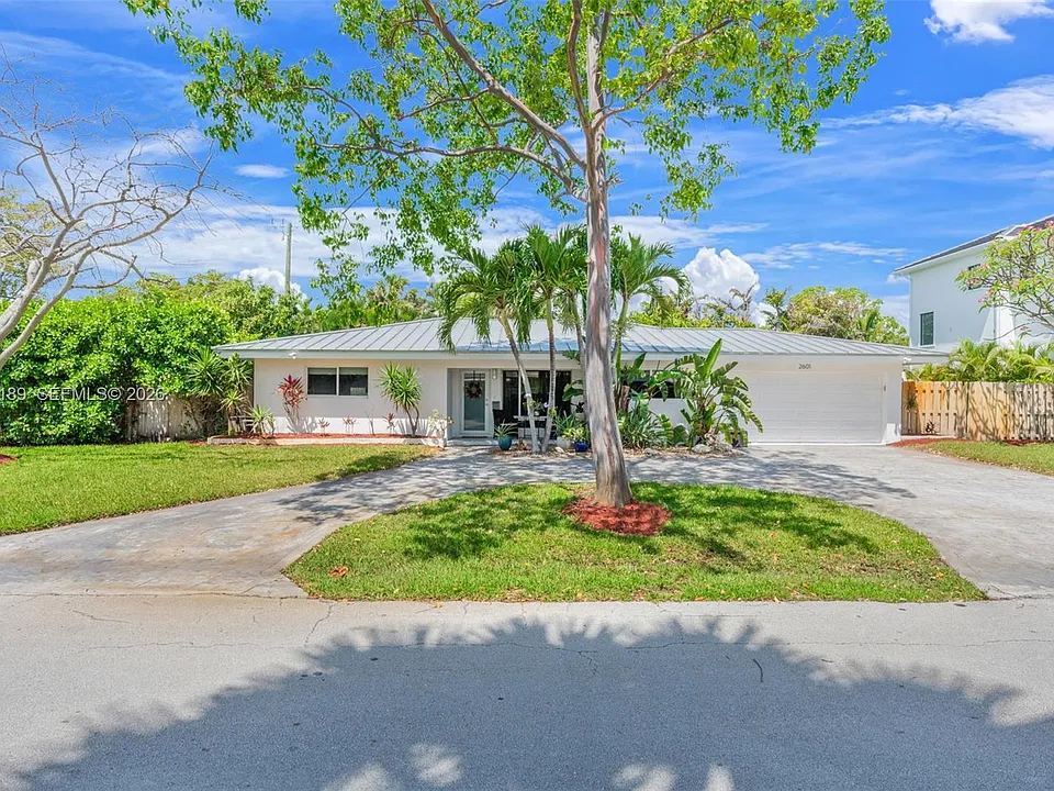 2601 NE 27th Way