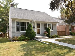 2814 N 83rd St, Milwaukee, WI 53222