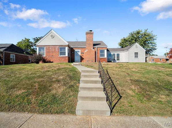 9305 Aster Ave, Saint Louis, MO 63123