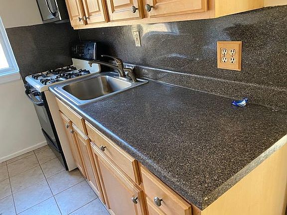 4th image of 26139 Langston Ave #2
