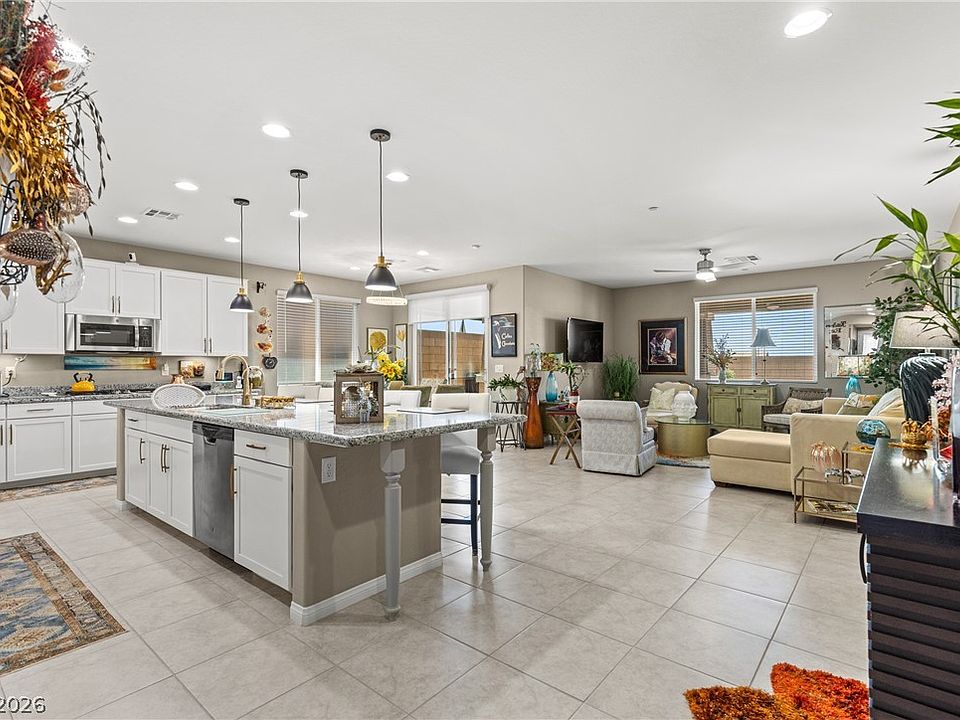 1st image of 348 Cadence Vista Dr