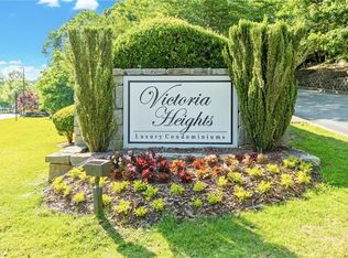 4302 Santa Fe Pkwy, Sandy Springs, GA 30350