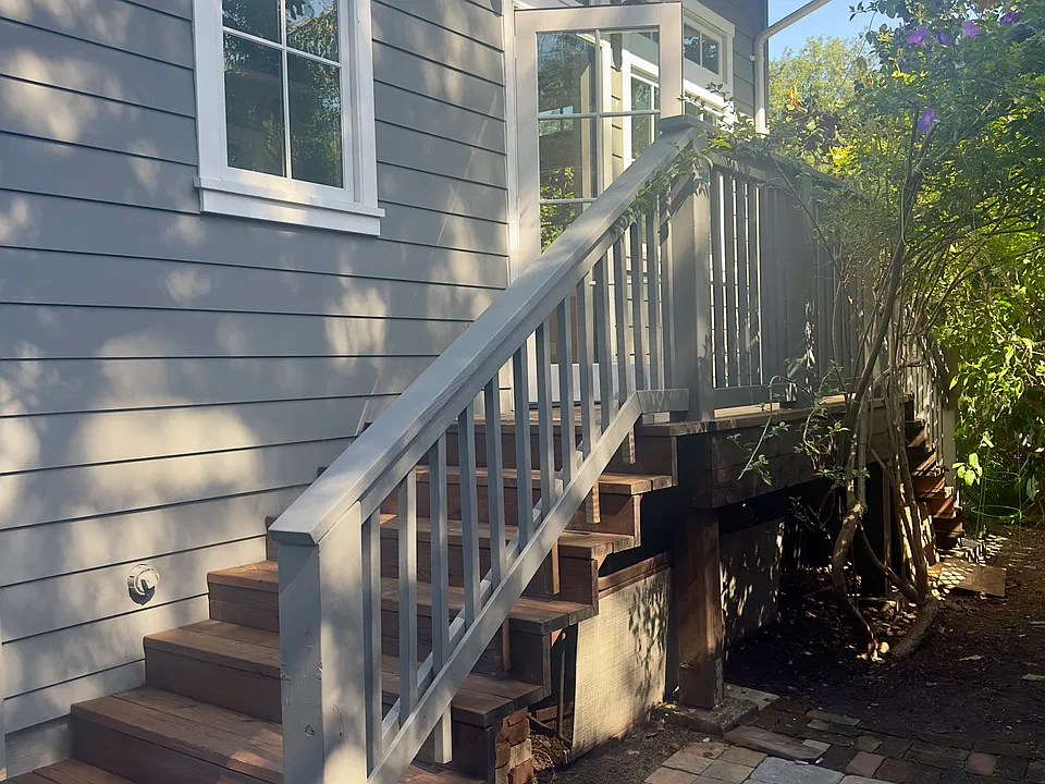 86 Walnut Ave
