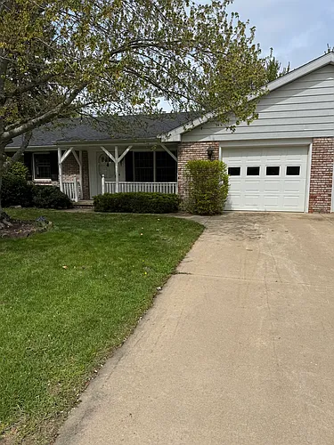 2839 Crown Point Ln Photo 1