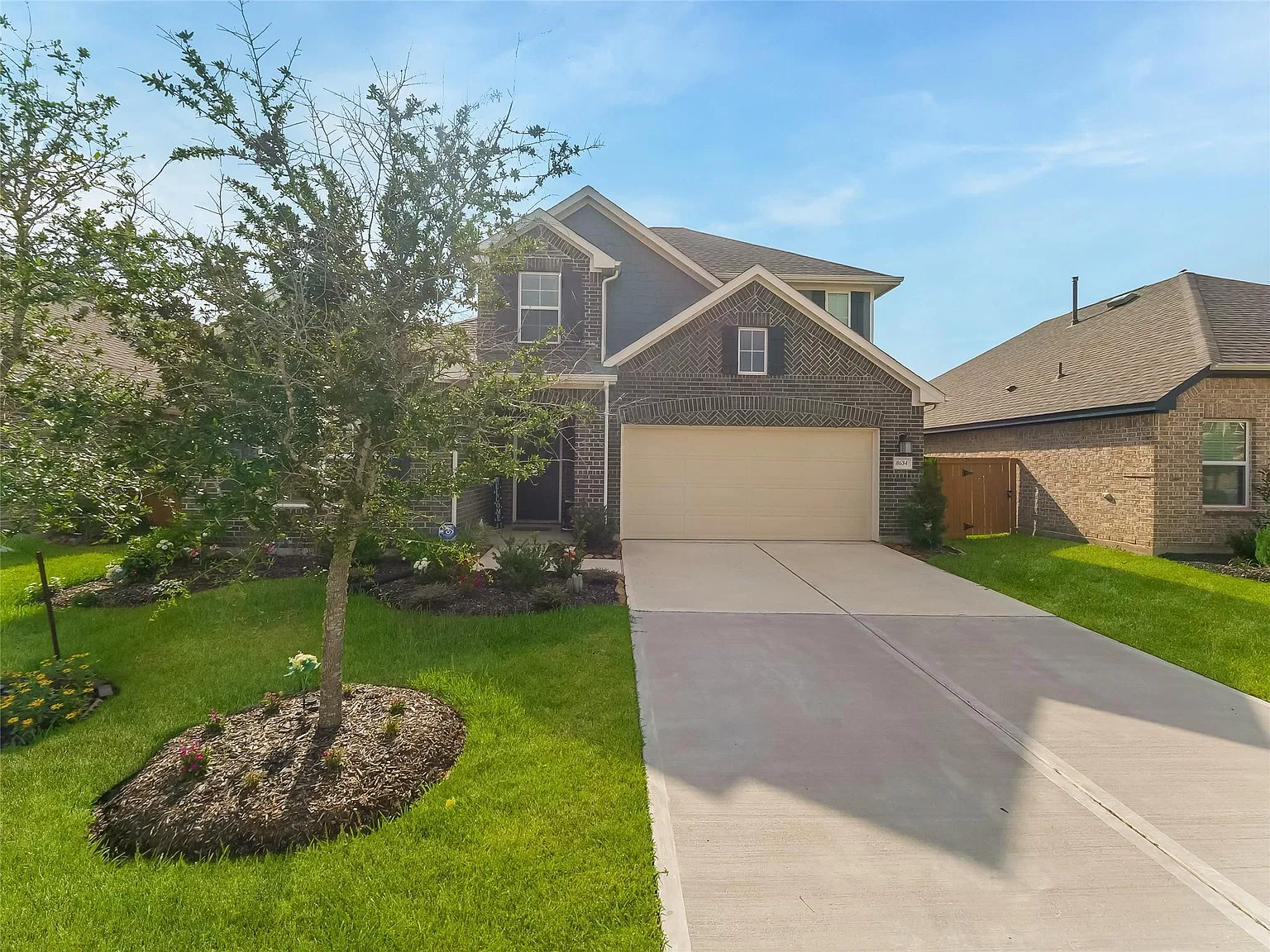 4 bed, 3.0 bath, 2488 sqft, $2,950 — Photo 4