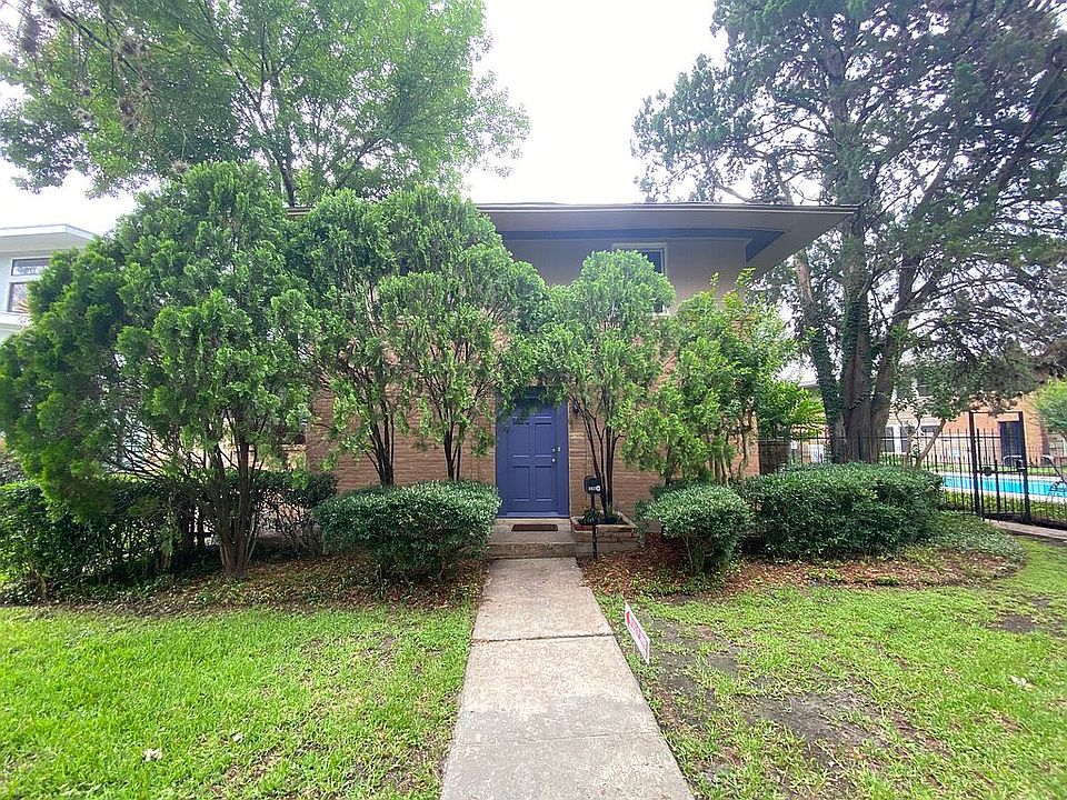 1st image of 4020 Blue Bonnet Blvd APT A