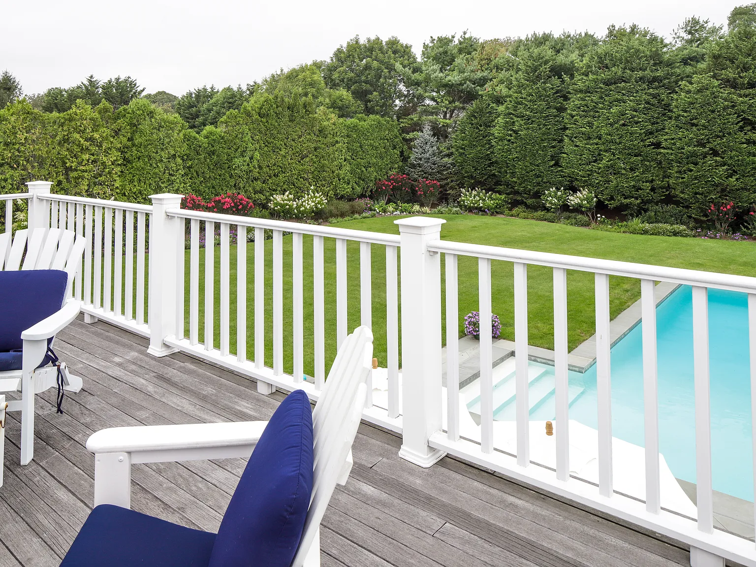 Southampton Village 6-bedroom Traditional — Photo 3