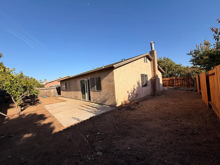 928 Gunner St — Photo 16