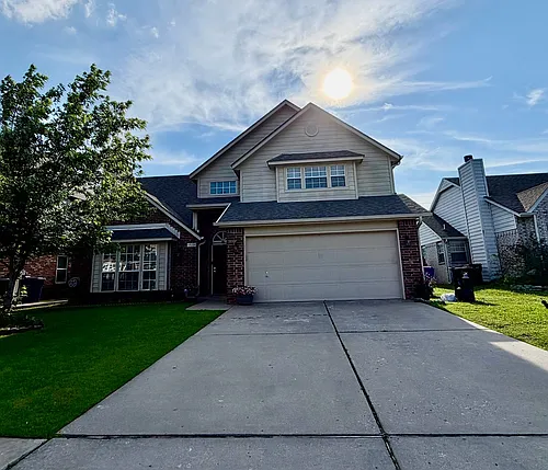 1508 N Yellowood Ave Photo 1