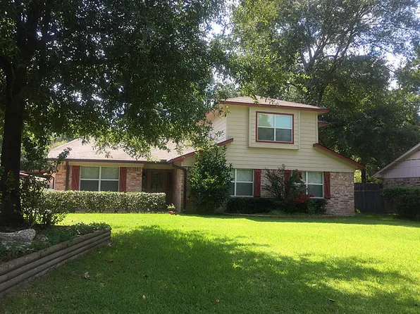 20596 Lakeside Dr, Porter, TX 77365