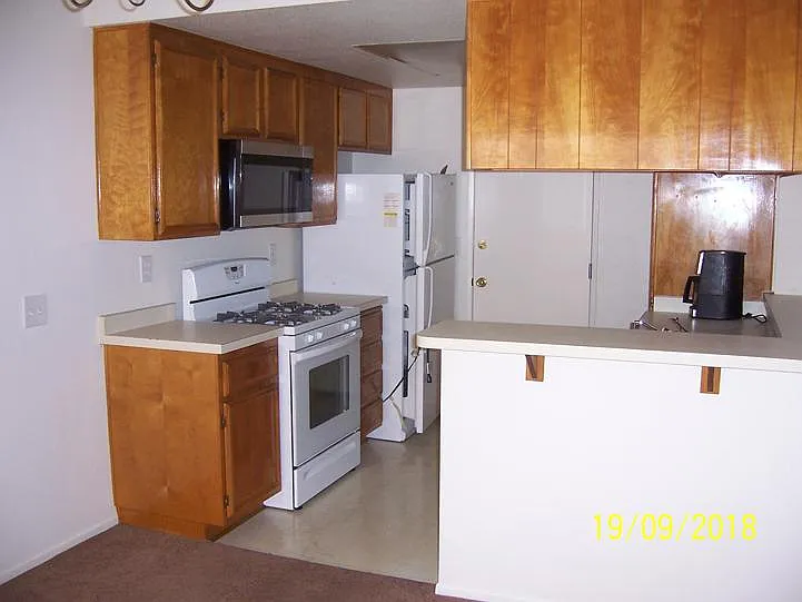 1450 Potomac Cir — Photo 6