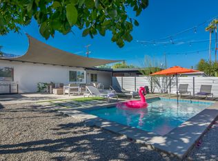 823 S Calle Tomas, Palm Springs, CA 92264