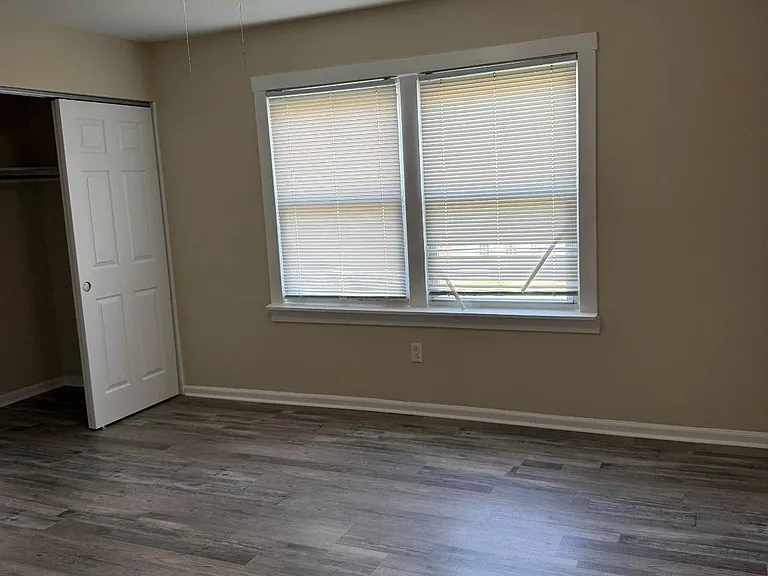 4515 Rosemarie Dr — Photo 10