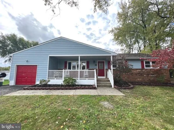 665 Shady Ln, Hamilton, NJ 08619